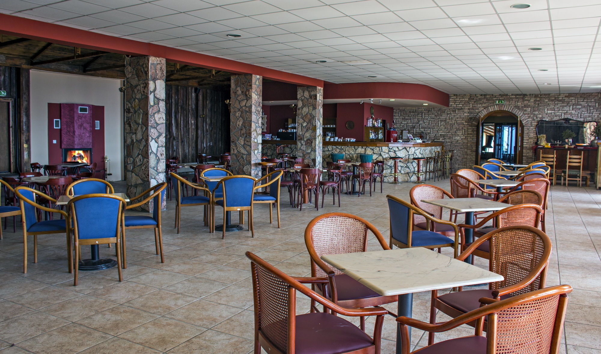 Hotel Lecadin Karpenísion Extérieur photo
